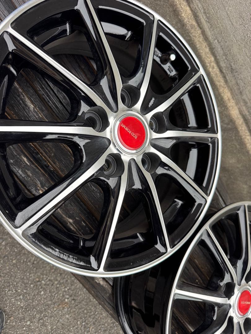 エコフォルム‼️15㌅ヴォクシー‼️ノア‼️美品‼️5穴