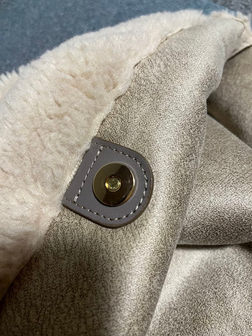 《美品》VIOLAd’ORO エコファー　チェーンボアトートバッグ　ベージュ