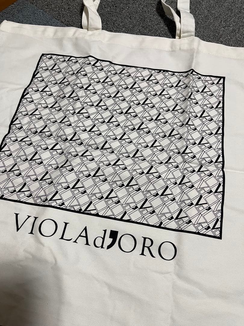 《美品》VIOLAd’ORO エコファー　チェーンボアトートバッグ　ベージュ