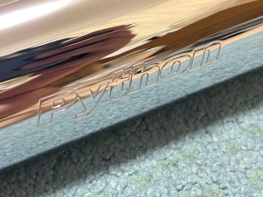 ハーレー　スポーツスター　XL1200 マフラー　パイソンpython