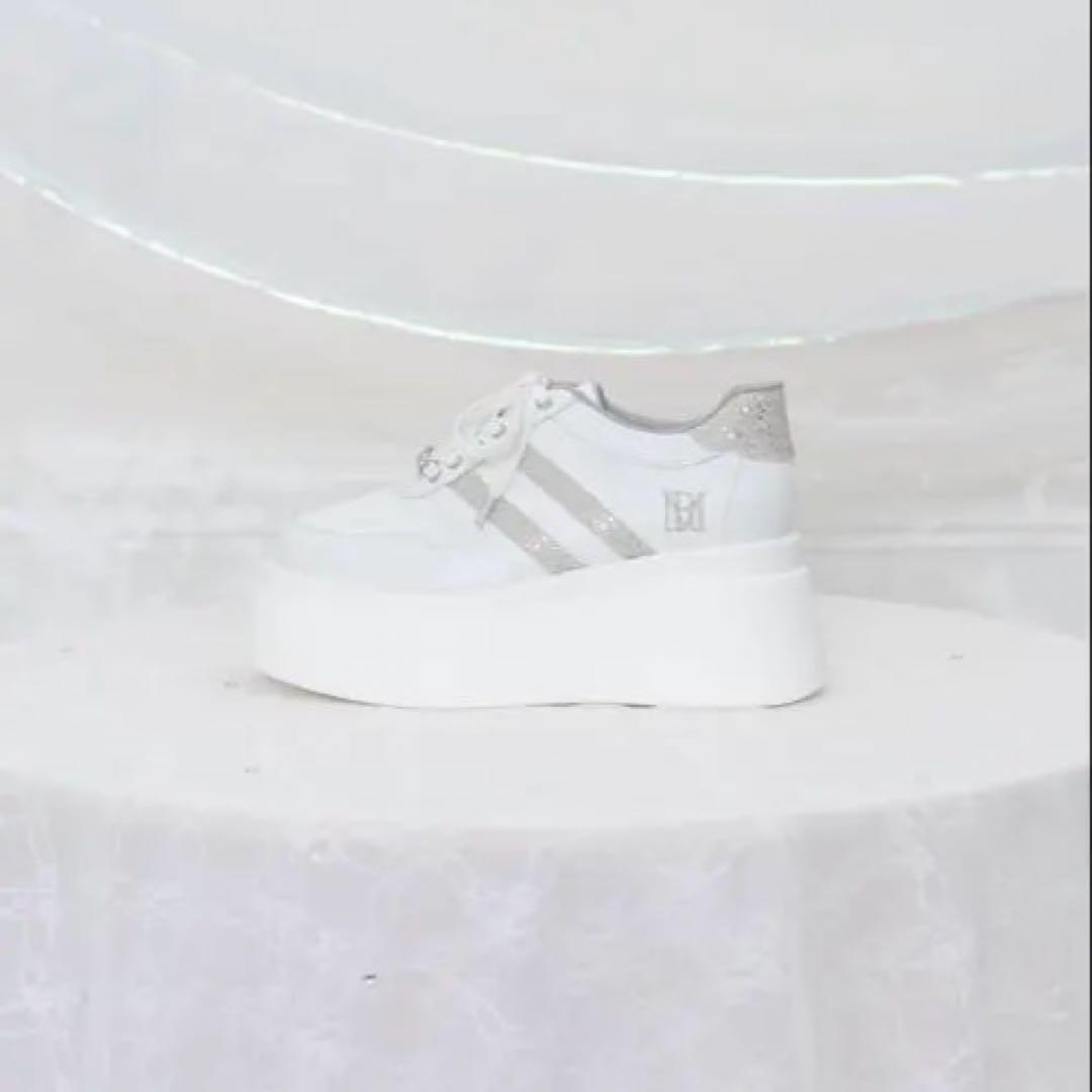 RoseMuse プラットフォームスニーカー シルバー