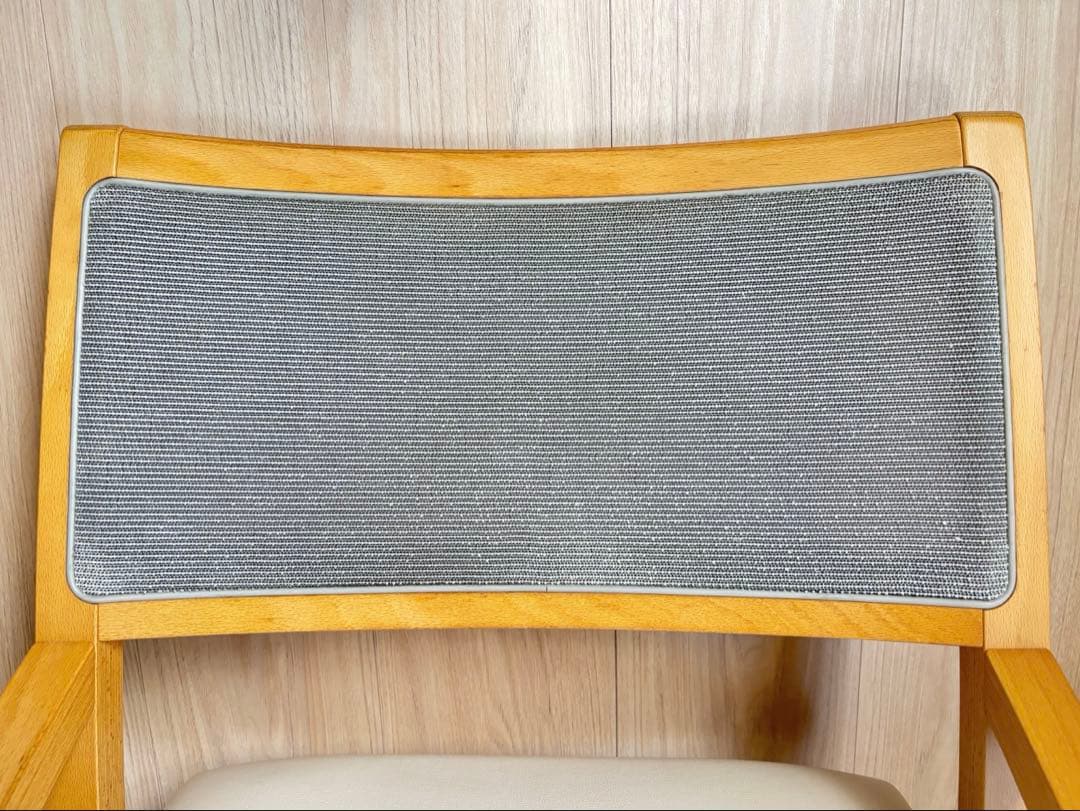 カリモク家具アイボリー 学習椅子 クレシェ デスクチェア XT2401