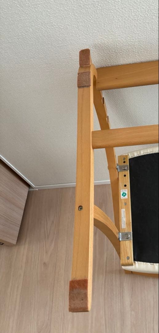 カリモク家具アイボリー 学習椅子 クレシェ デスクチェア XT2401