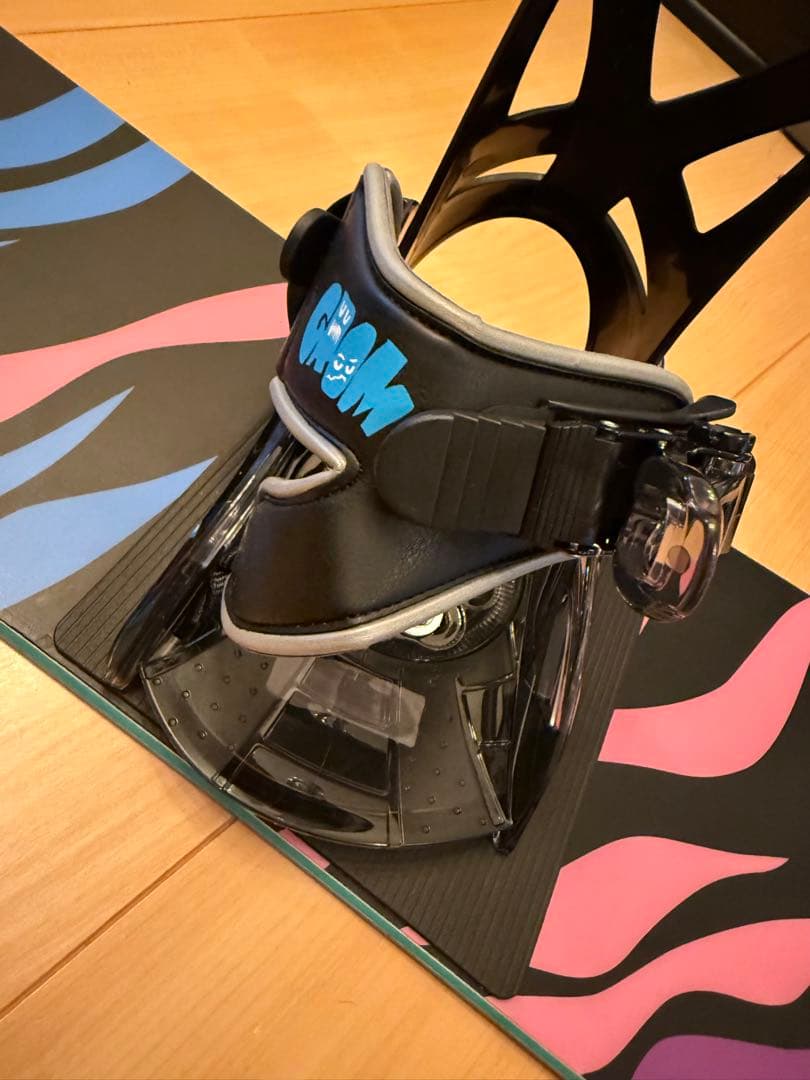 Burton ビンディング付き　バートン ミニグロム キッズ　スノーボード100