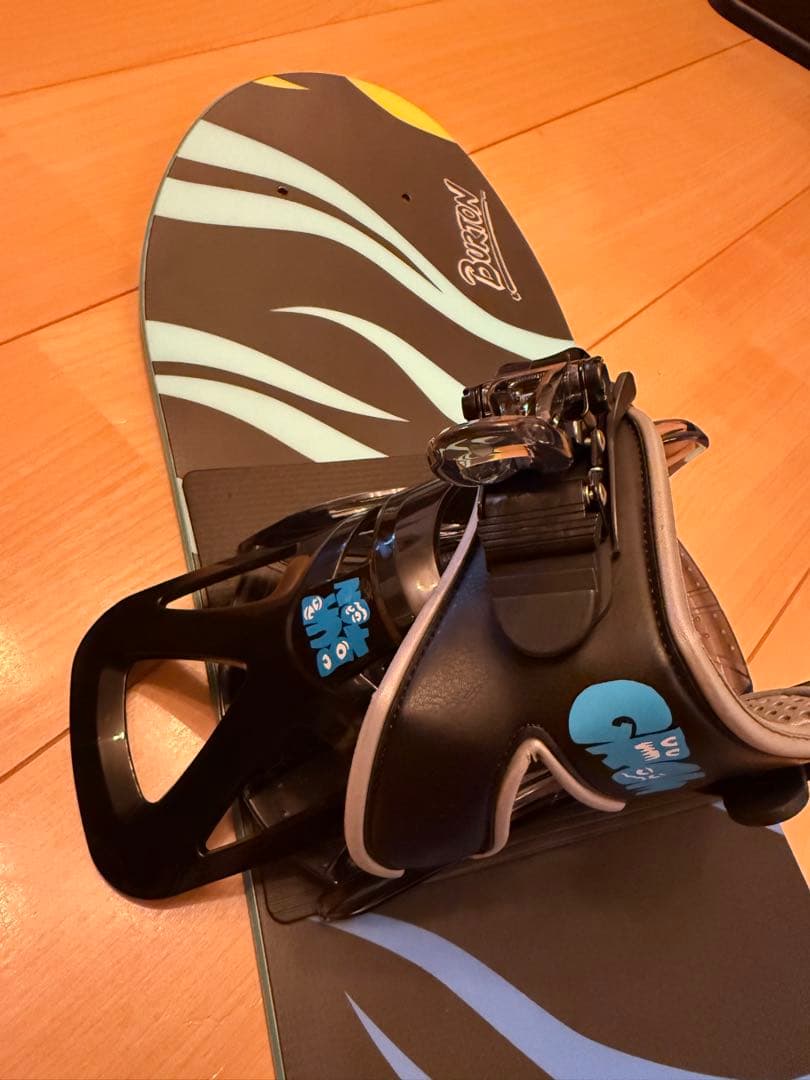 Burton ビンディング付き　バートン ミニグロム キッズ　スノーボード100
