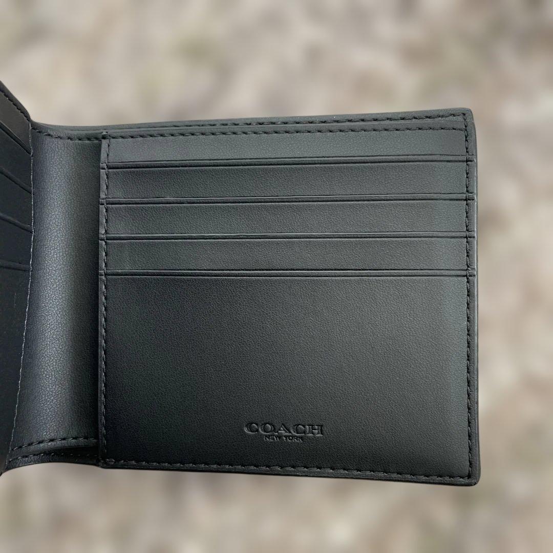新品未使用　49,500円　COACH 二つ折り財布