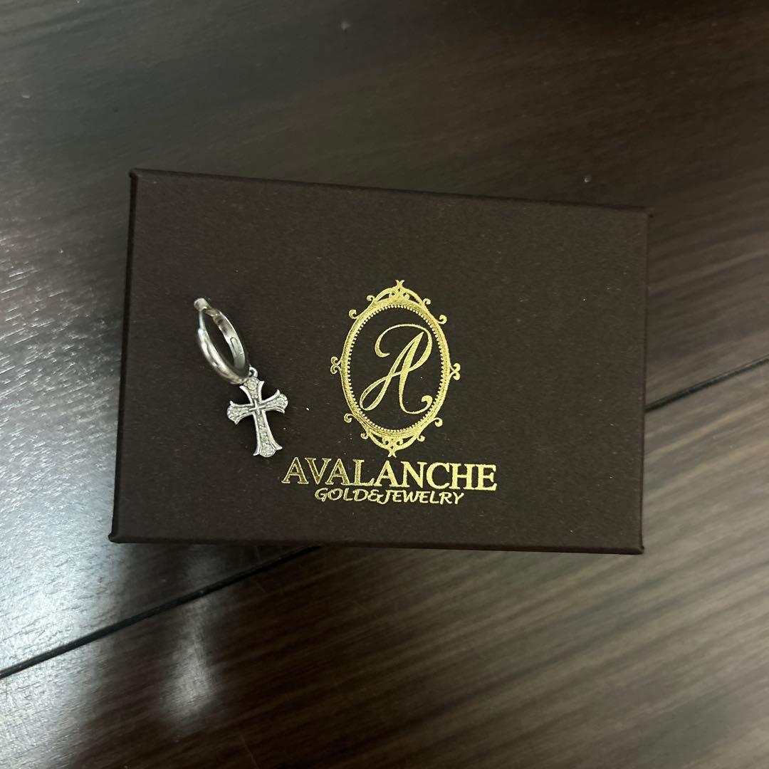 アヴァランチ AVALANCHE ピアス