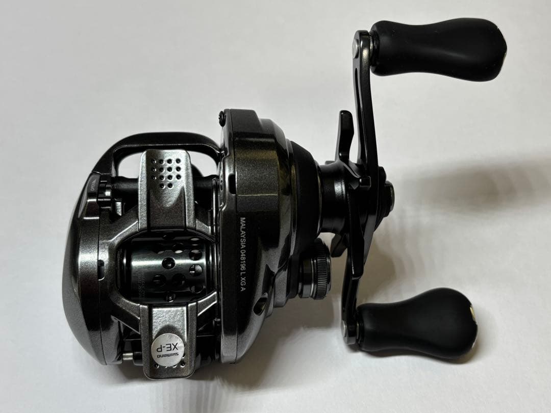 SHIMANO シマノ 25 SLX BFS XG LEFTベイトリール