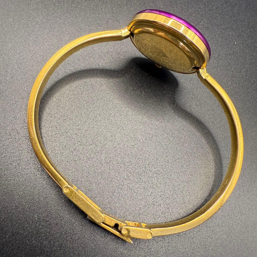 GUCCI グッチ 腕時計 1100L チェンジベゼル　ゴールド　金　バングル