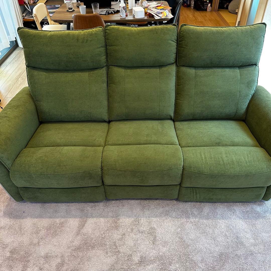 オリーブグリーン リクライニング 3人掛け電動ソファ USB付 抹茶色