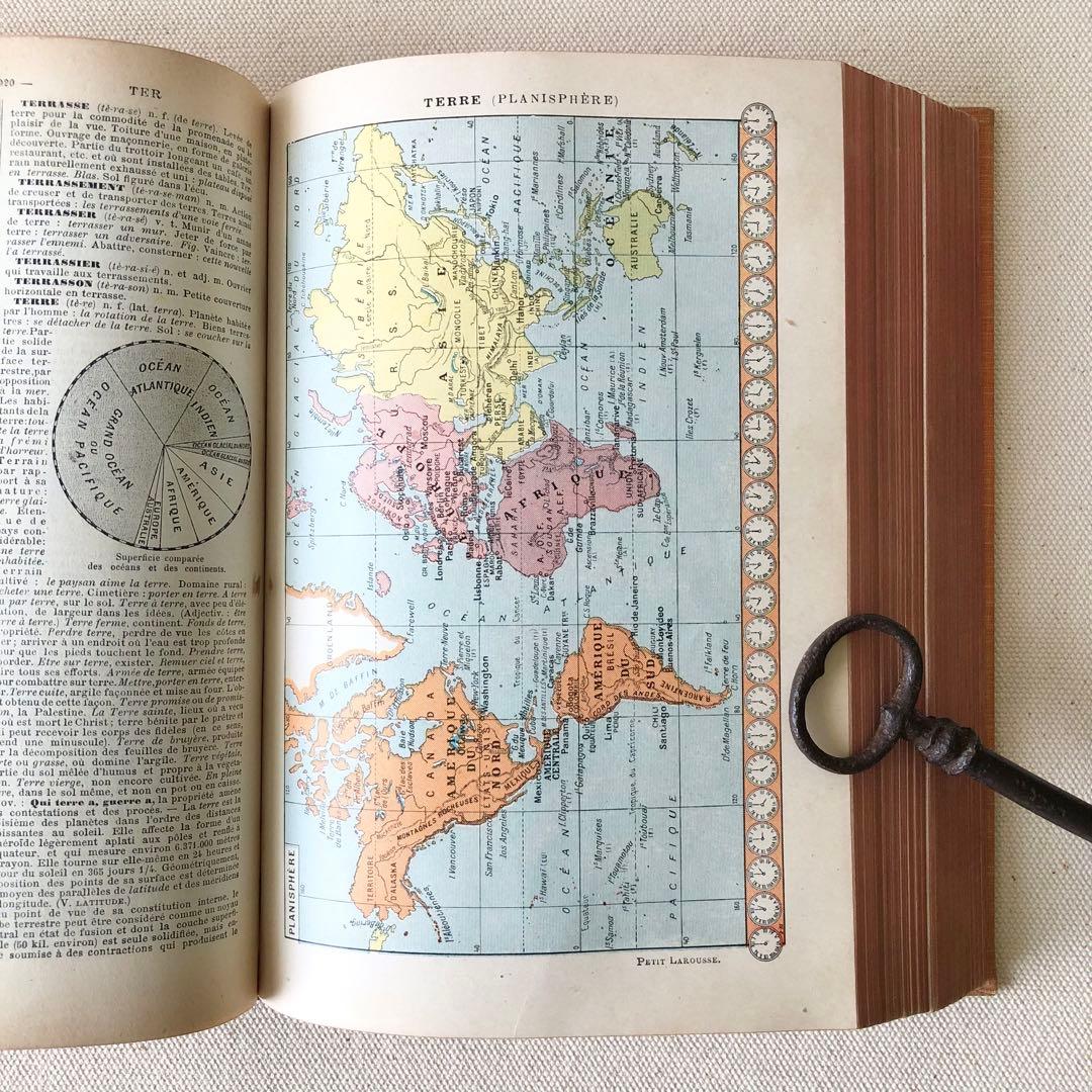 1924年版　タンポポの装丁が可愛いフランスの大百科事典　ヴィンテージ