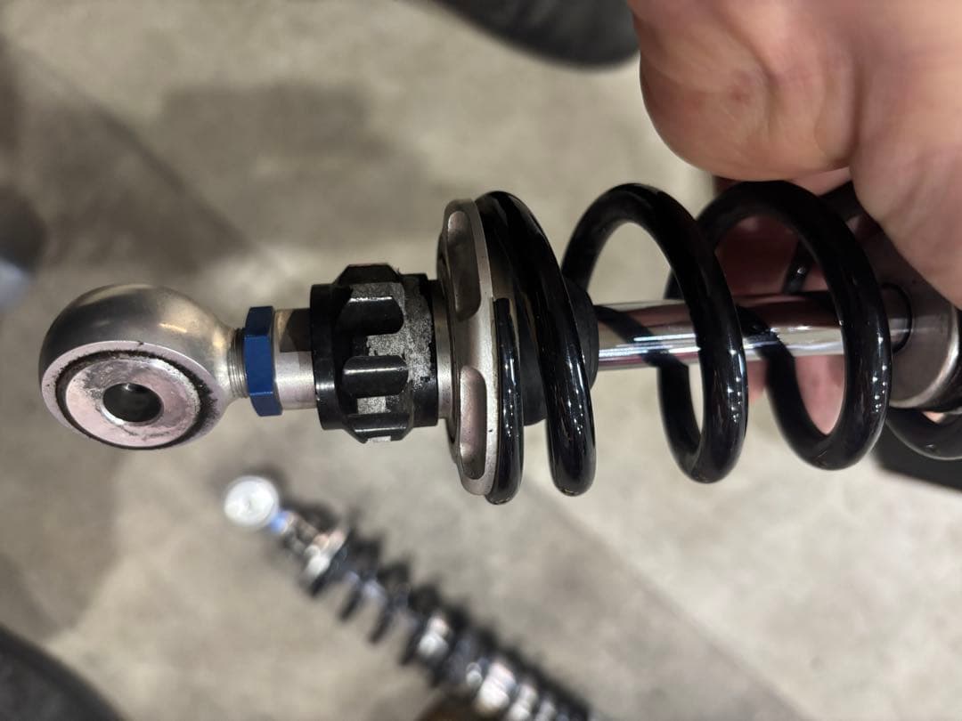 カワサキZRX1200ダイグ純正オーリンズリアサス