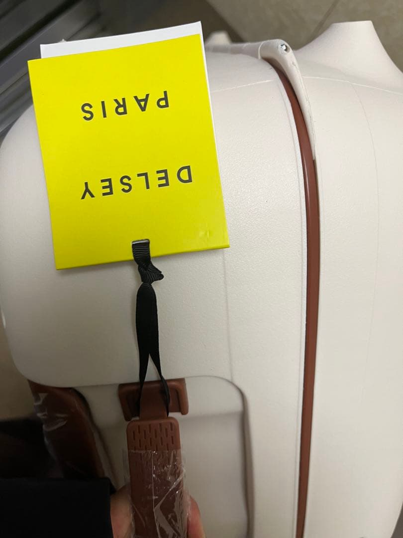 新品DELSEYデルセー スーツケース キャリーケース　ホワイト73L