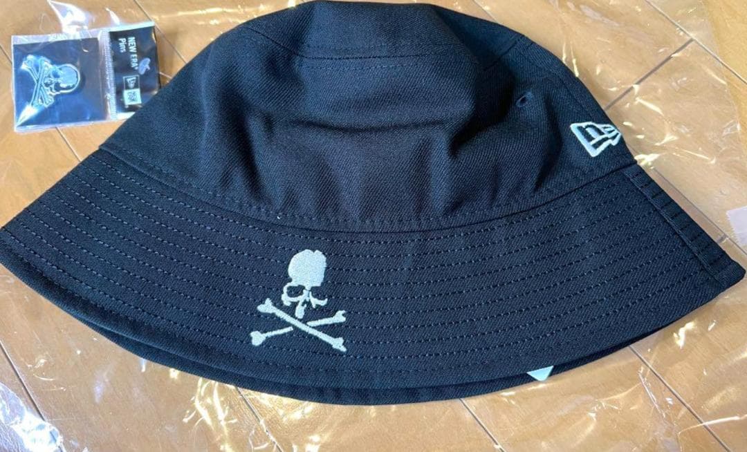 バケット mastermind マスターマインドジャパン FW24 ピンズ　帽子