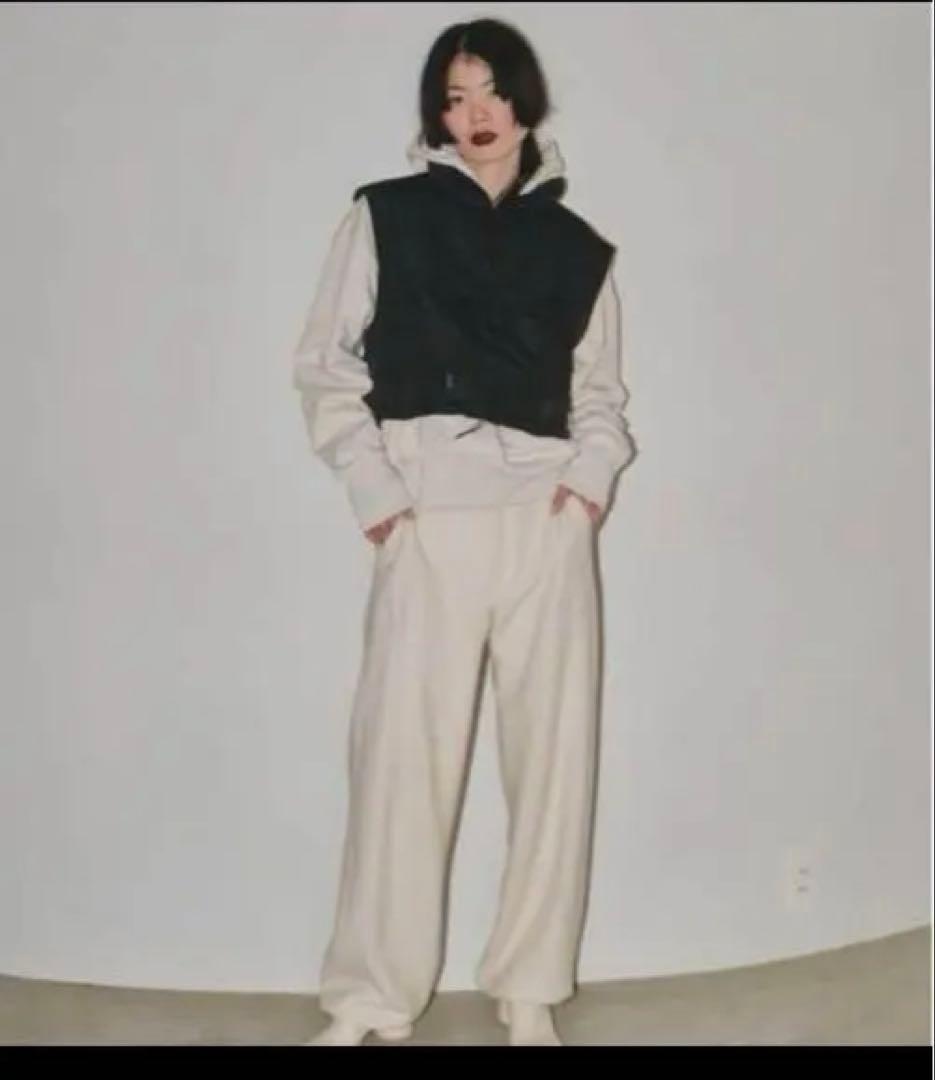 トゥデイフル　ブラック ベスト