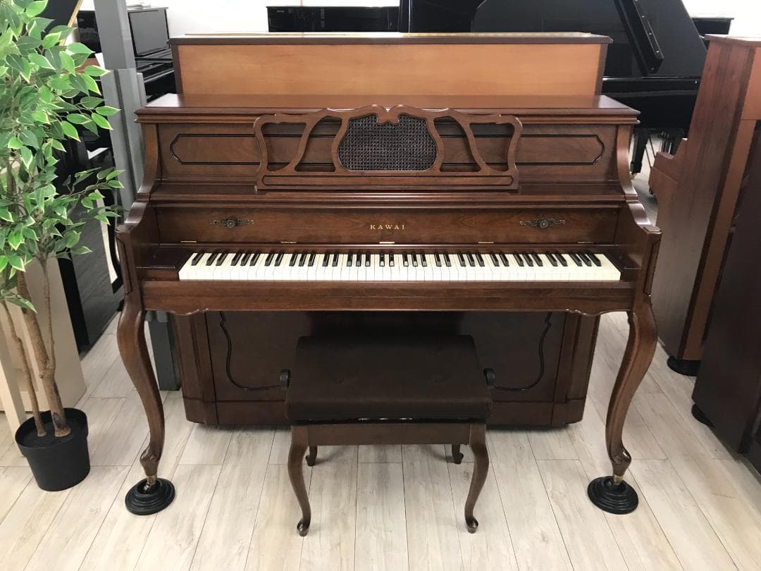 ★61414【アップライトピアノ】KAWAI　Ki65F