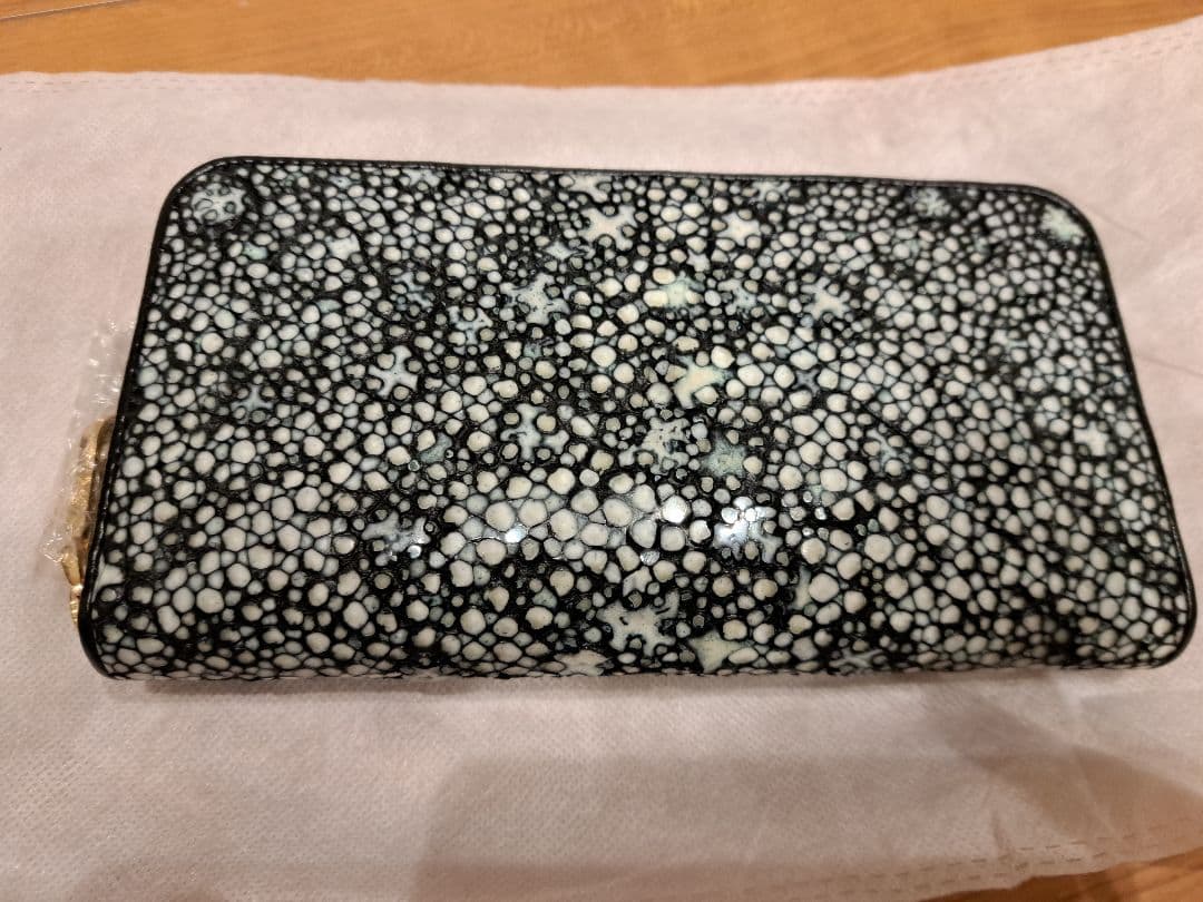 Souさんリクエスト極上。梅花皮　長財布　スタースティングレイウォレット