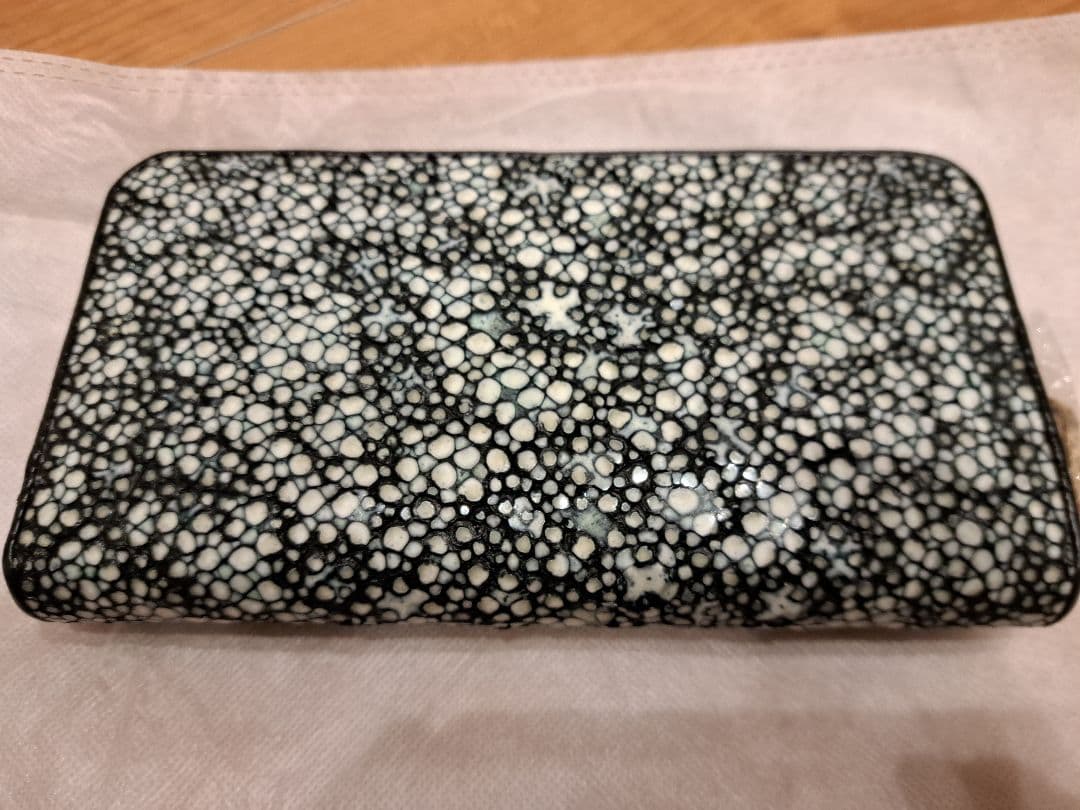 Souさんリクエスト極上。梅花皮　長財布　スタースティングレイウォレット