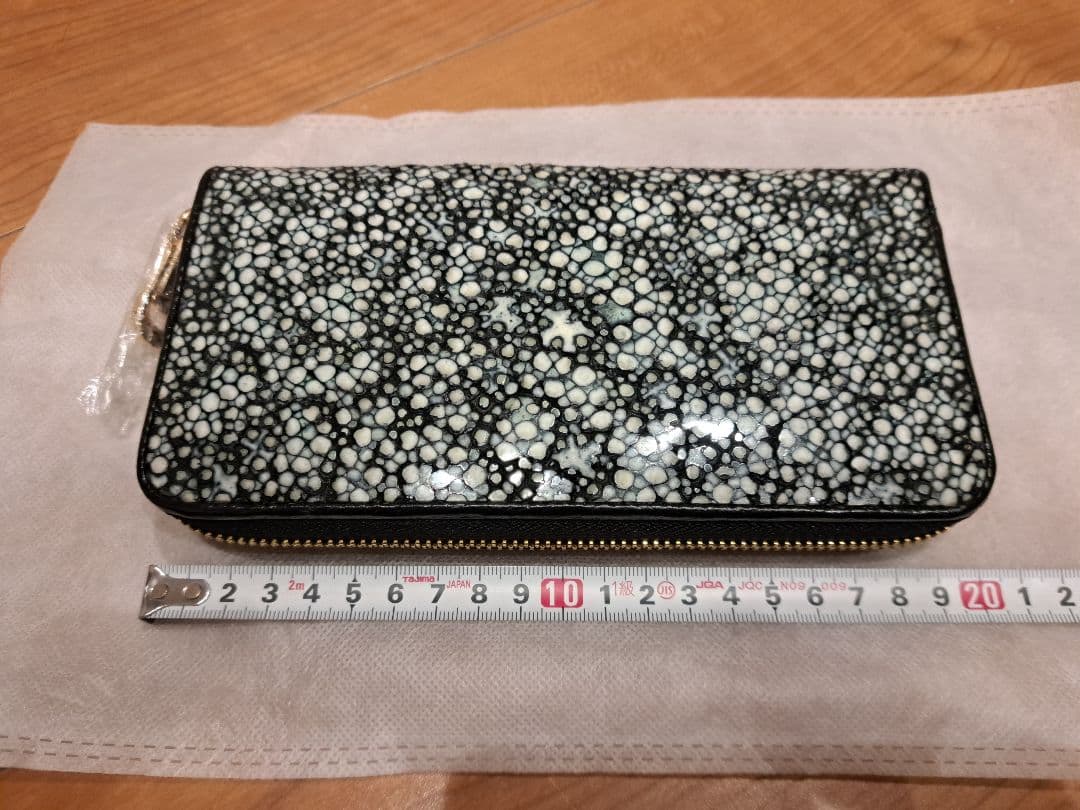 Souさんリクエスト極上。梅花皮　長財布　スタースティングレイウォレット