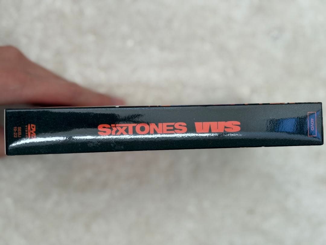 美品　SIXTONES LIVE DVD VVS 初回盤　フォトブック付