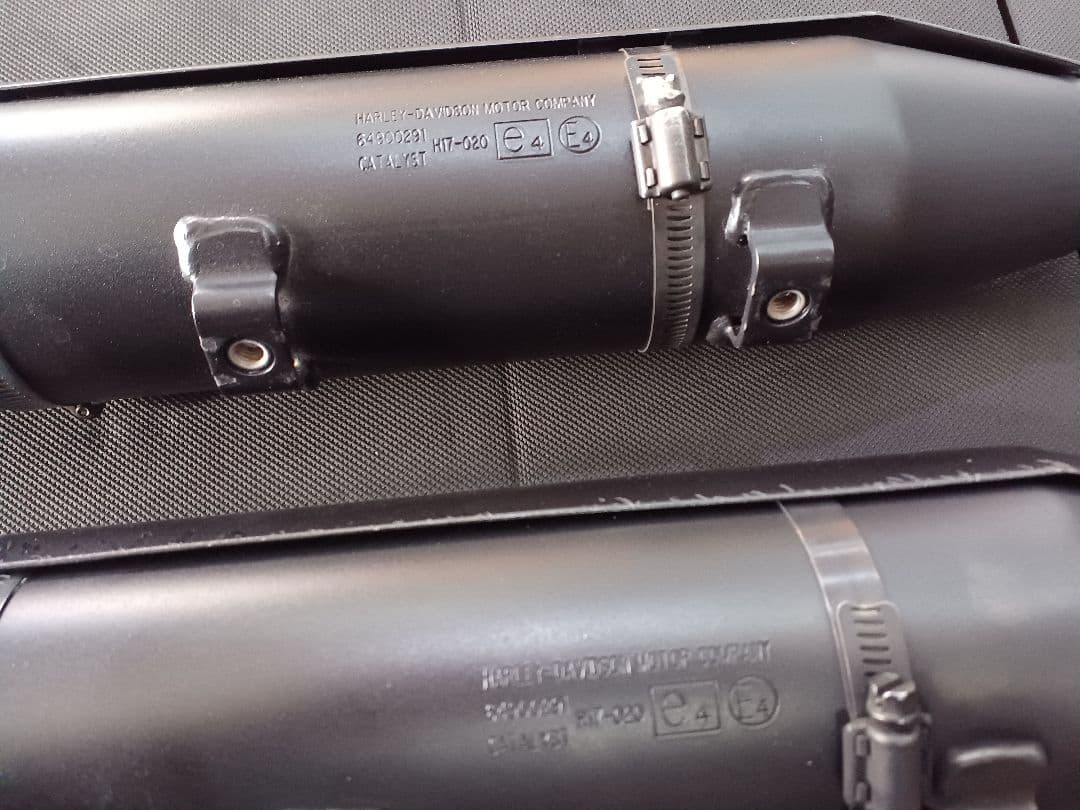 ハーレースポーツスター純正サイレンサー2017～まだまだきれい！