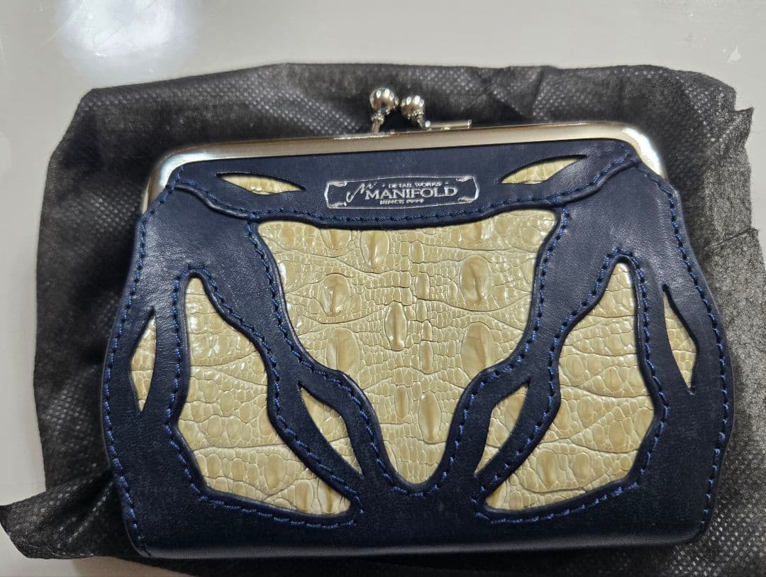 MANIFOLD　マニフォールド　財布