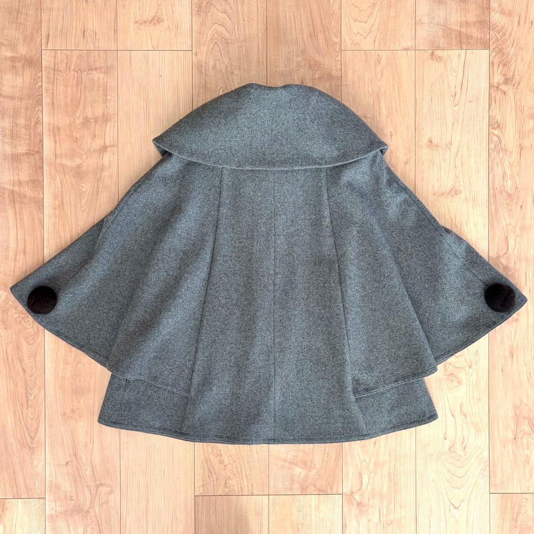 未使用✴︎TO BE CHIC トゥービーシック✴︎フレア袖 ケープコート 三陽商会