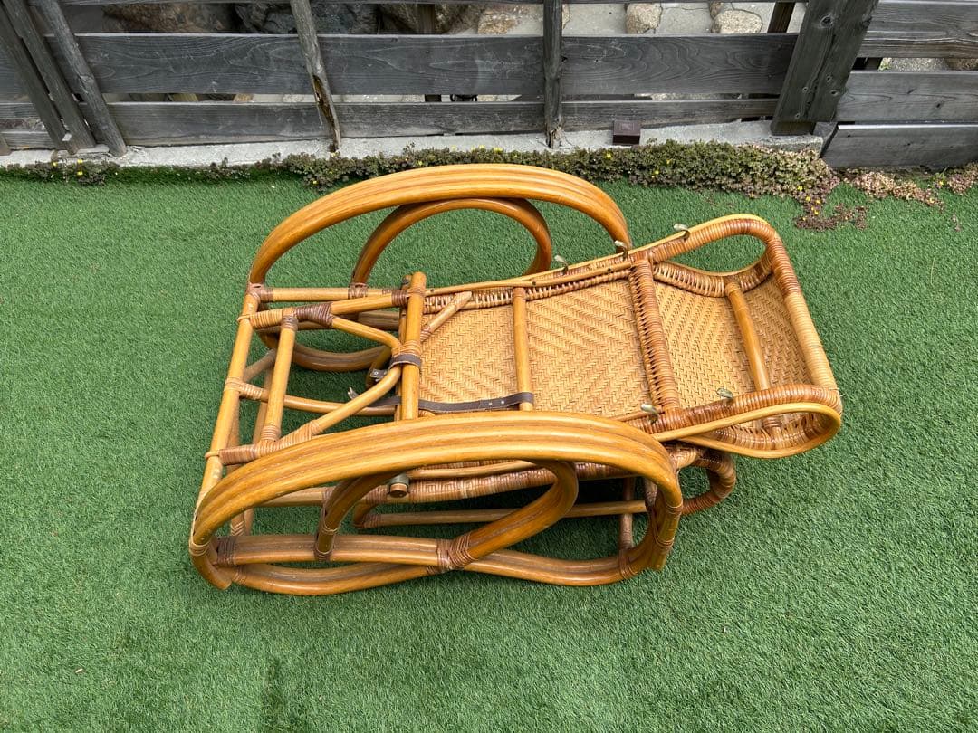 アンティーク ラタンチェア／リクライニング ロッキングチェア籐製（祖父母譲受品）