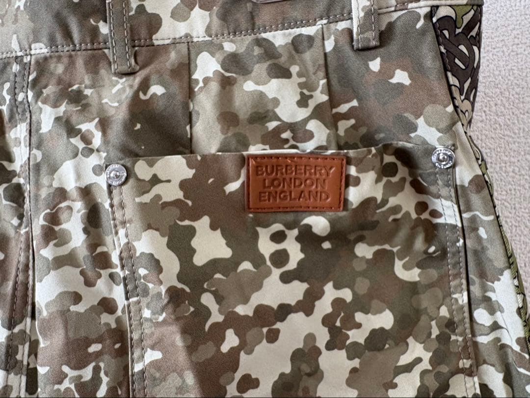 s337 BURBERRY LONDON ENGLAND 迷彩　TB パンツ