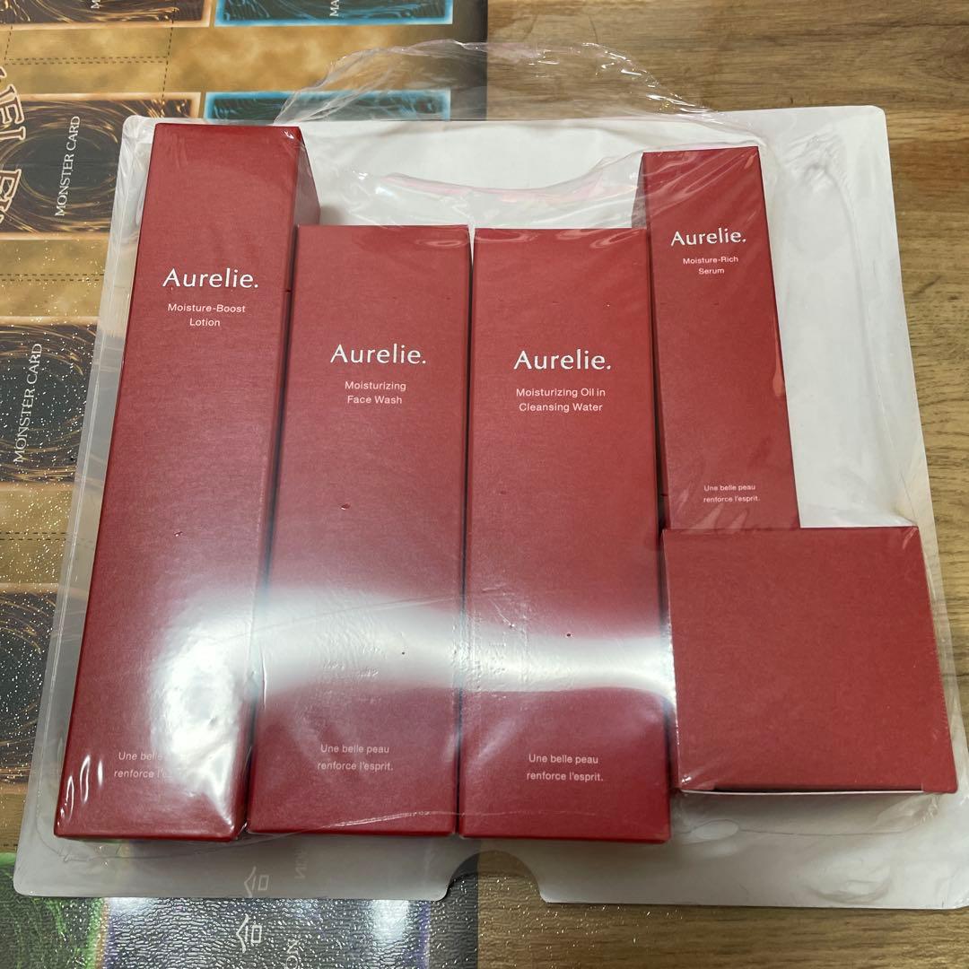 オレリー　Aurelie.プレミアム集中ケアコース　（MEGUMI 5点セット）