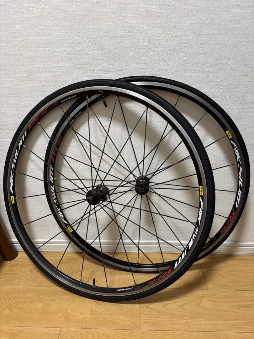 MAVIC AKSIUM RACE C15 シマノ10速 タイヤ付