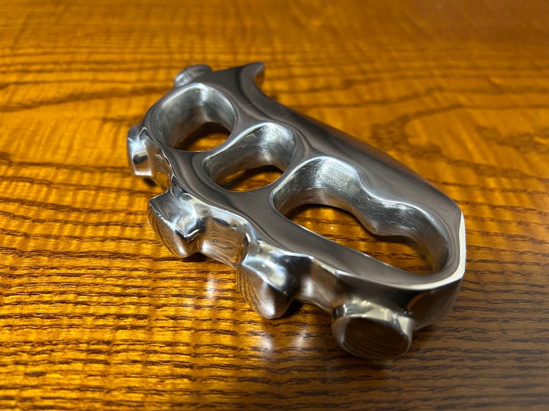 ステンレス製　鉄甲　空手