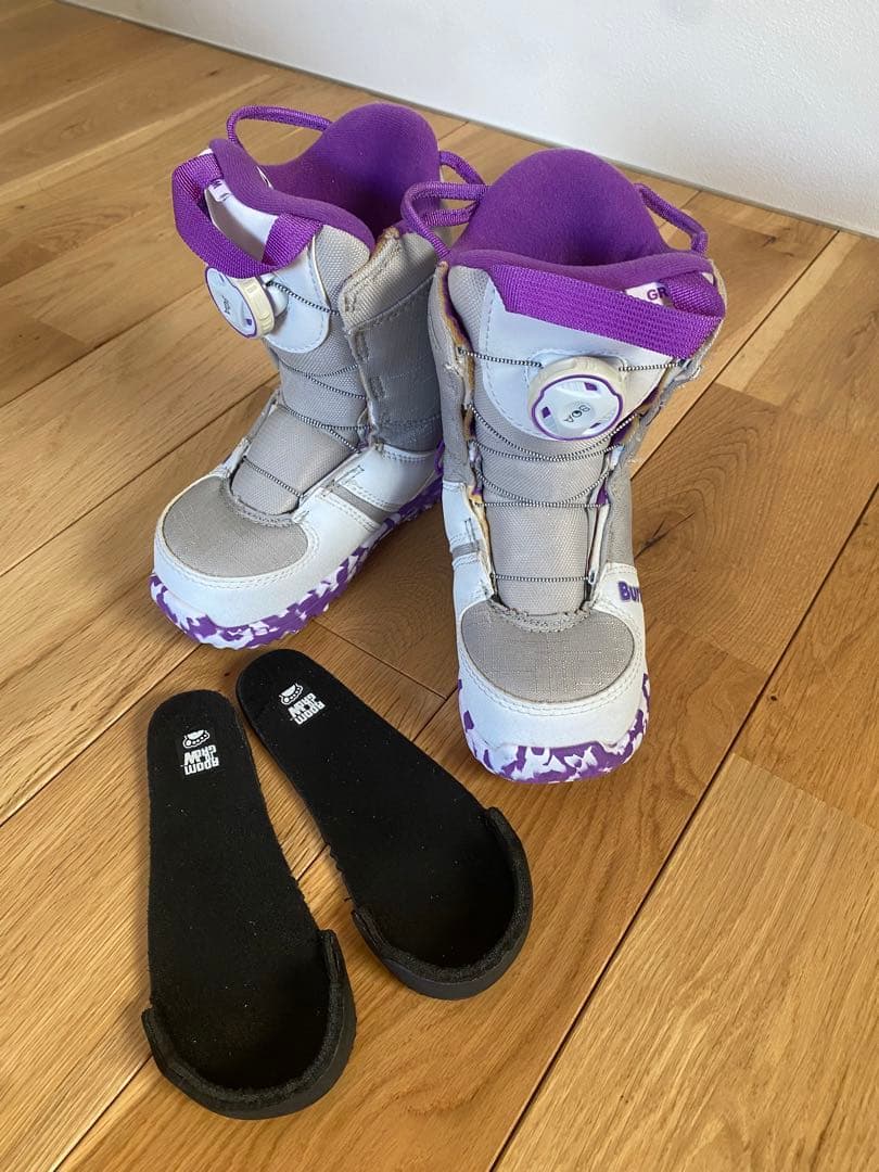 超美品　バートン　Burton キッズ　スノーボードブーツ グロム17.5センチ