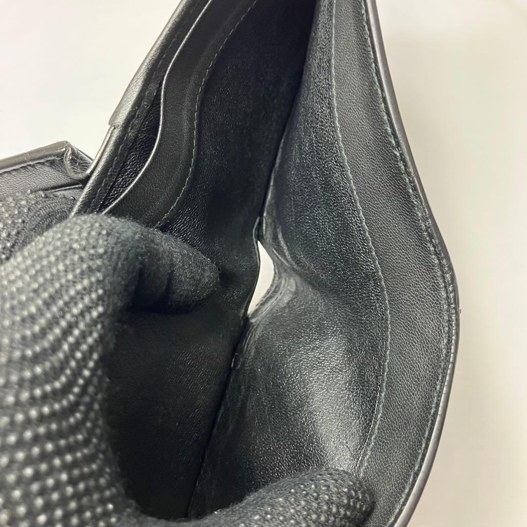 ボッテガヴェネタ✨イントレチャート 本革 レザー 2層 ブラック 二つ折り財布