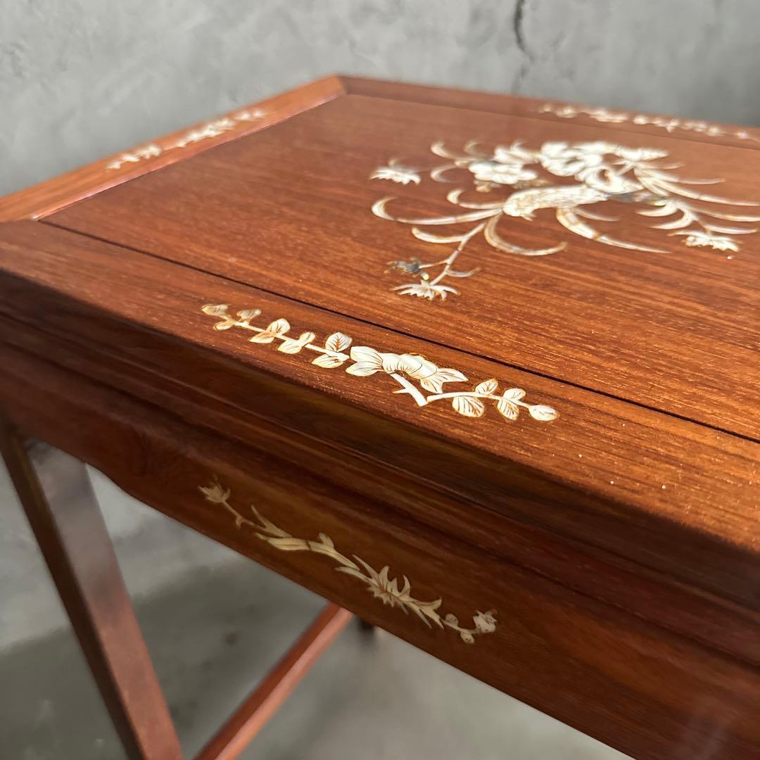 瞬間的お値下げ❣️木製サイドテーブル 貝殻装飾