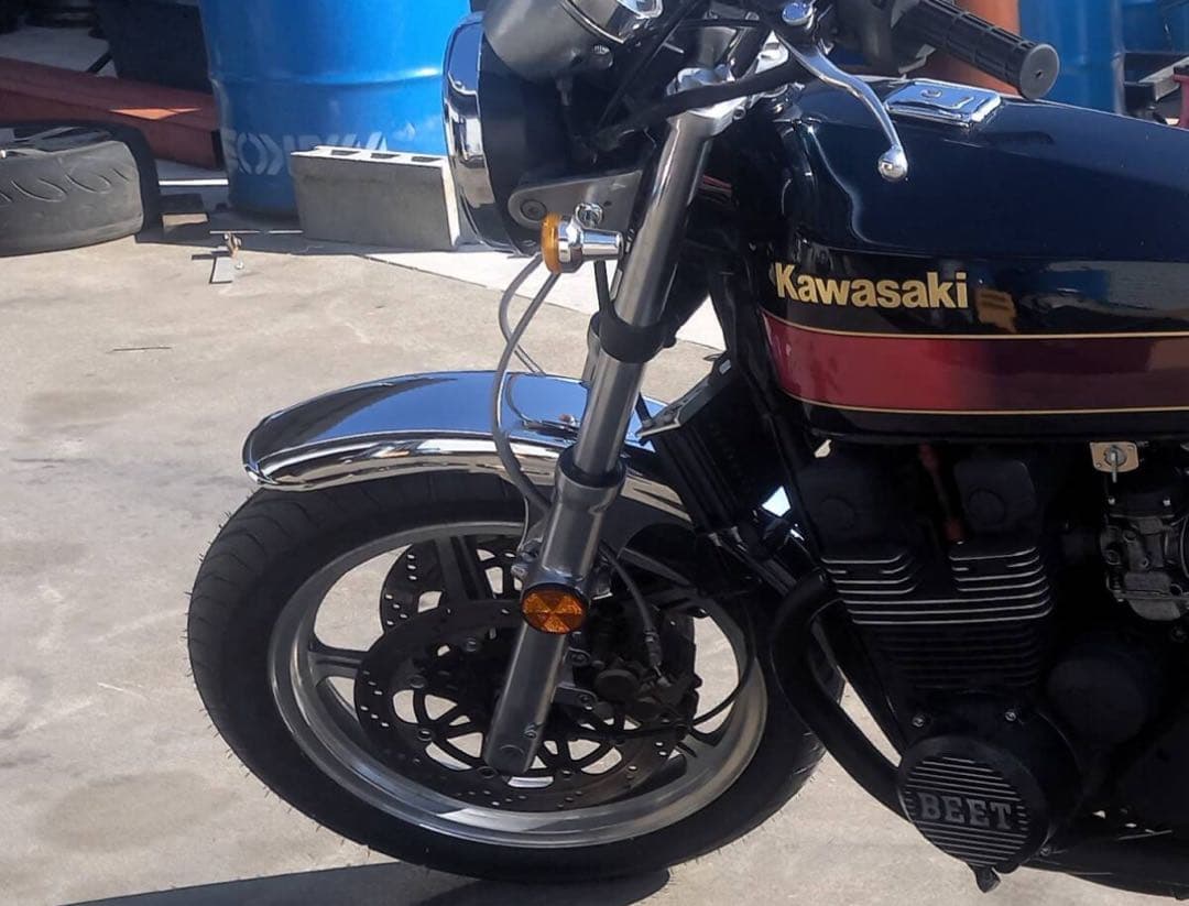 送料込み13000円‼️メッキ フロントフェンダー Z2タイプ/ 汎用