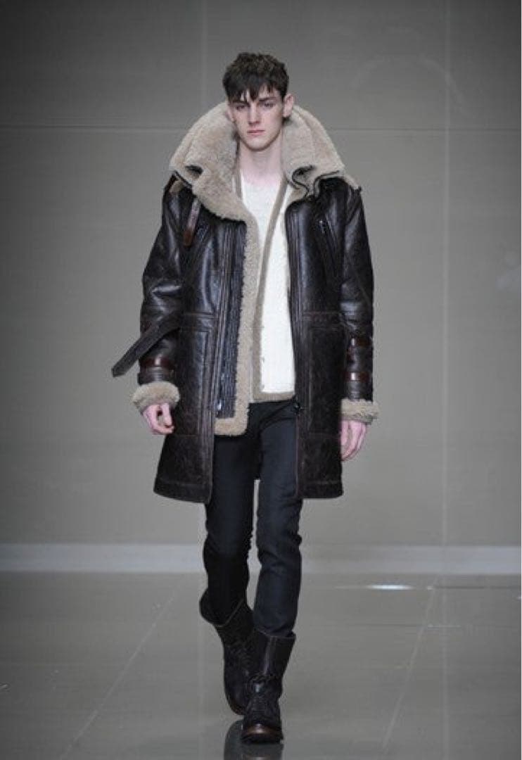 ザラ ZARAフェイク ムートン ミリタリー ファー ボア B-3ジャケット防寒