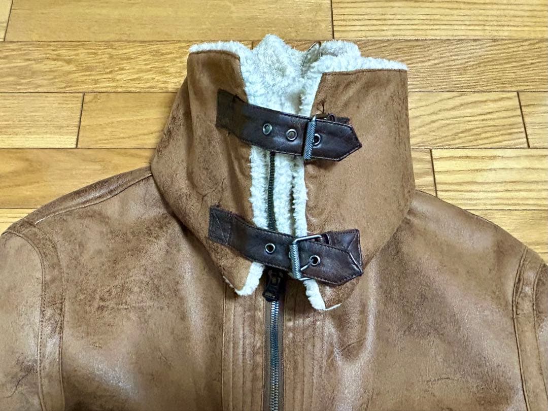 ザラ ZARAフェイク ムートン ミリタリー ファー ボア B-3ジャケット防寒
