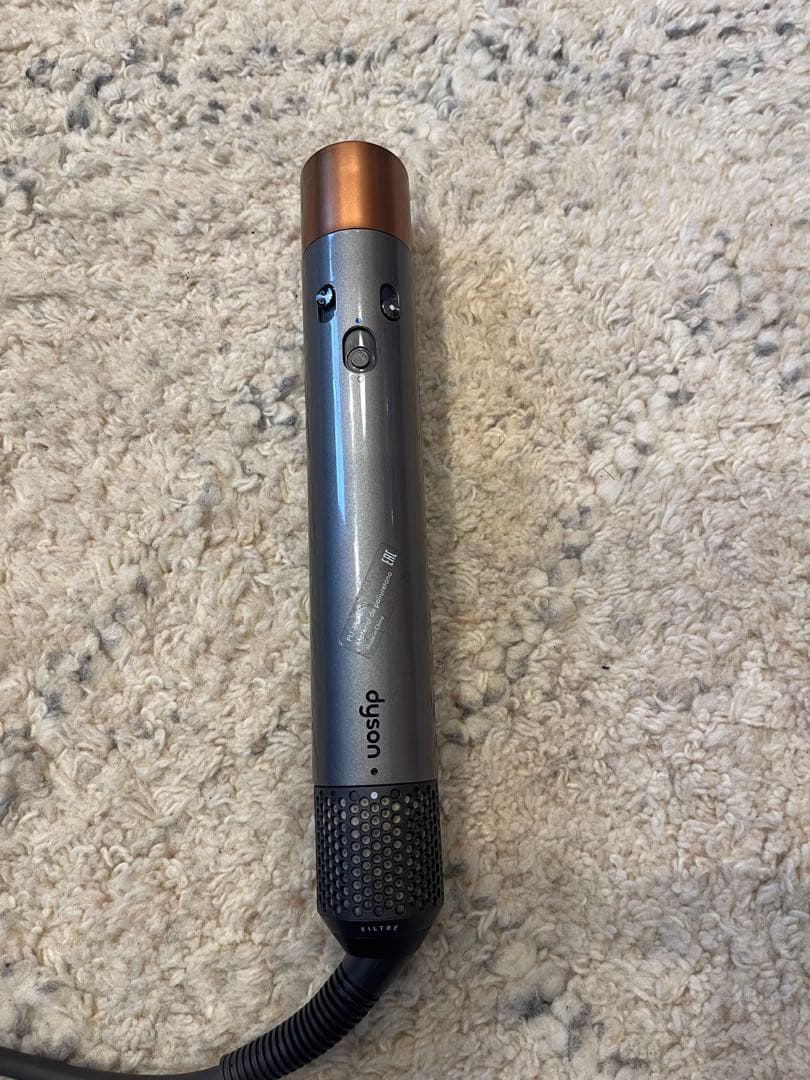 k*e様 ダイソン　ドライヤー