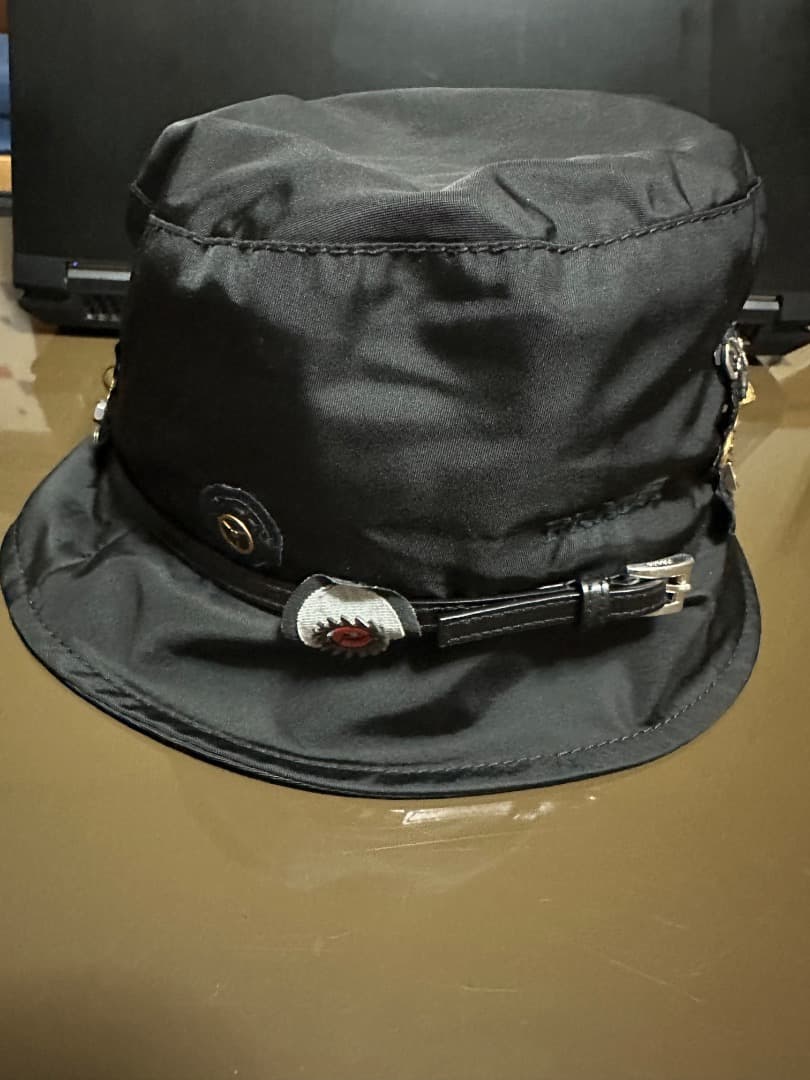 PRADAプラダ黒バケットハットバケハ廃材ロボットシリーズ新品未使用品
