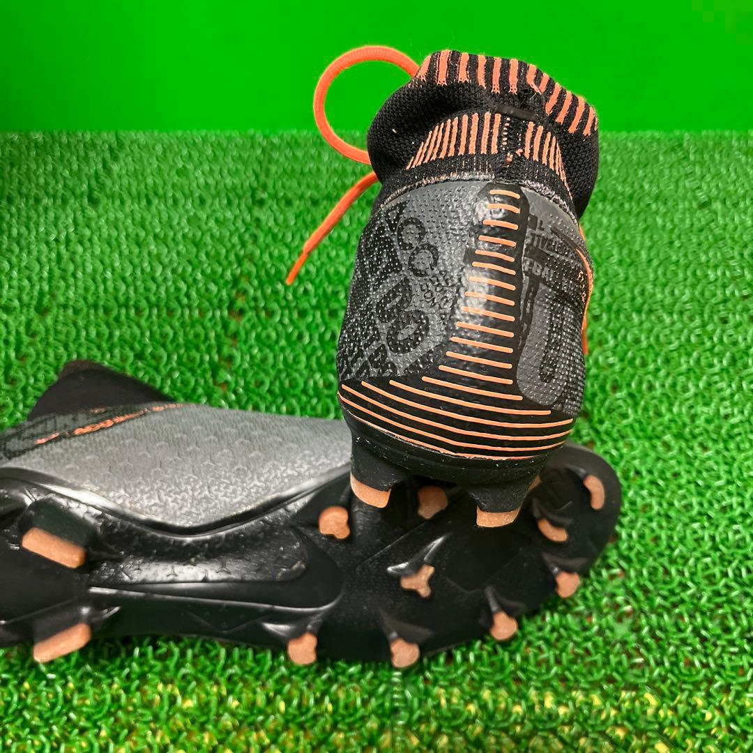 ナイキ サッカースパイク ファントム ビジョン エリート DF FG