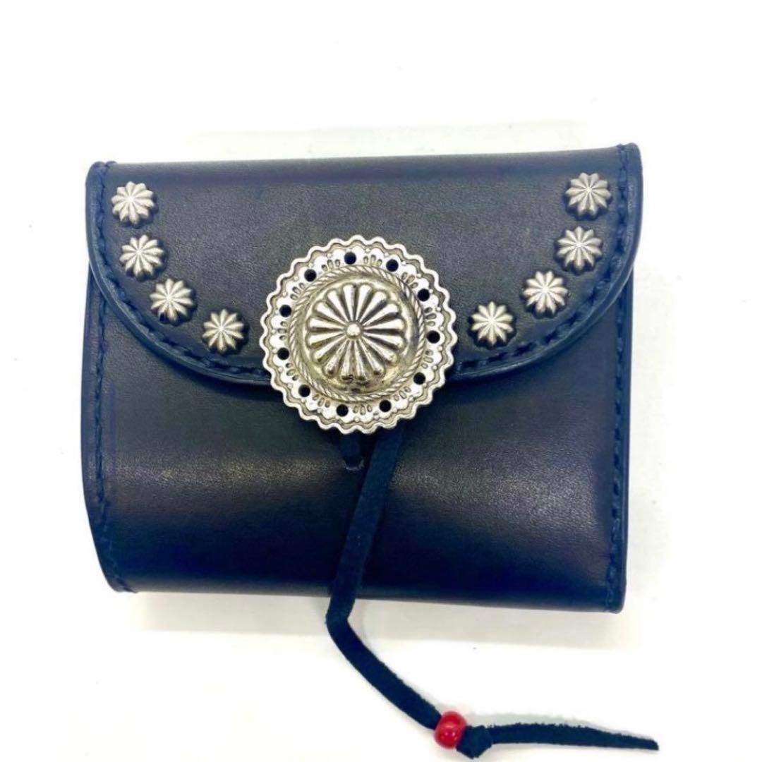 【新作】サドルレザーコンパクト3折財布フラワーコンチョアポロカスタム　ブラック