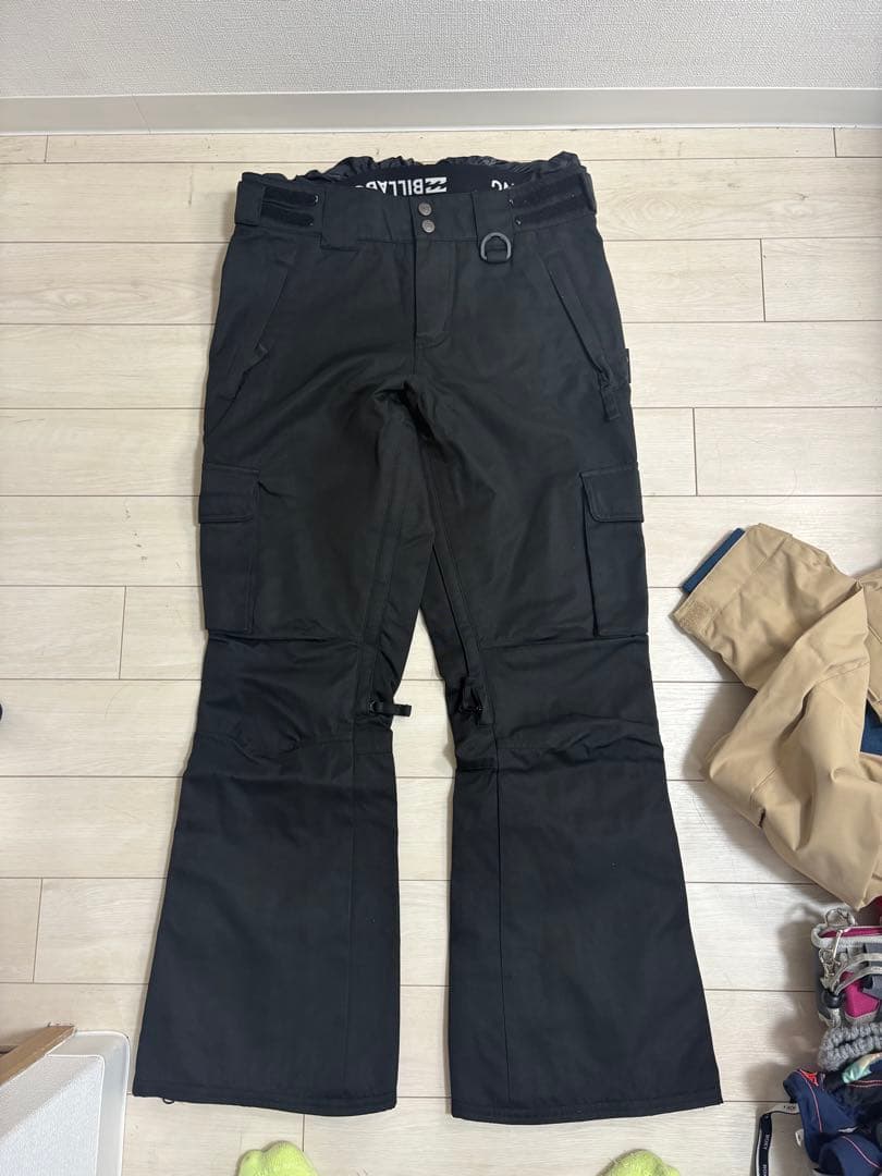 レディース　スノーボードウェアセット（ジャケット・パンツ・手袋・ゴーグル、帽子）