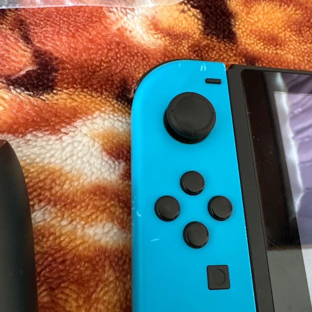 ニンテンドースイッチ 本体と周辺機器　箱なし　動作確認済