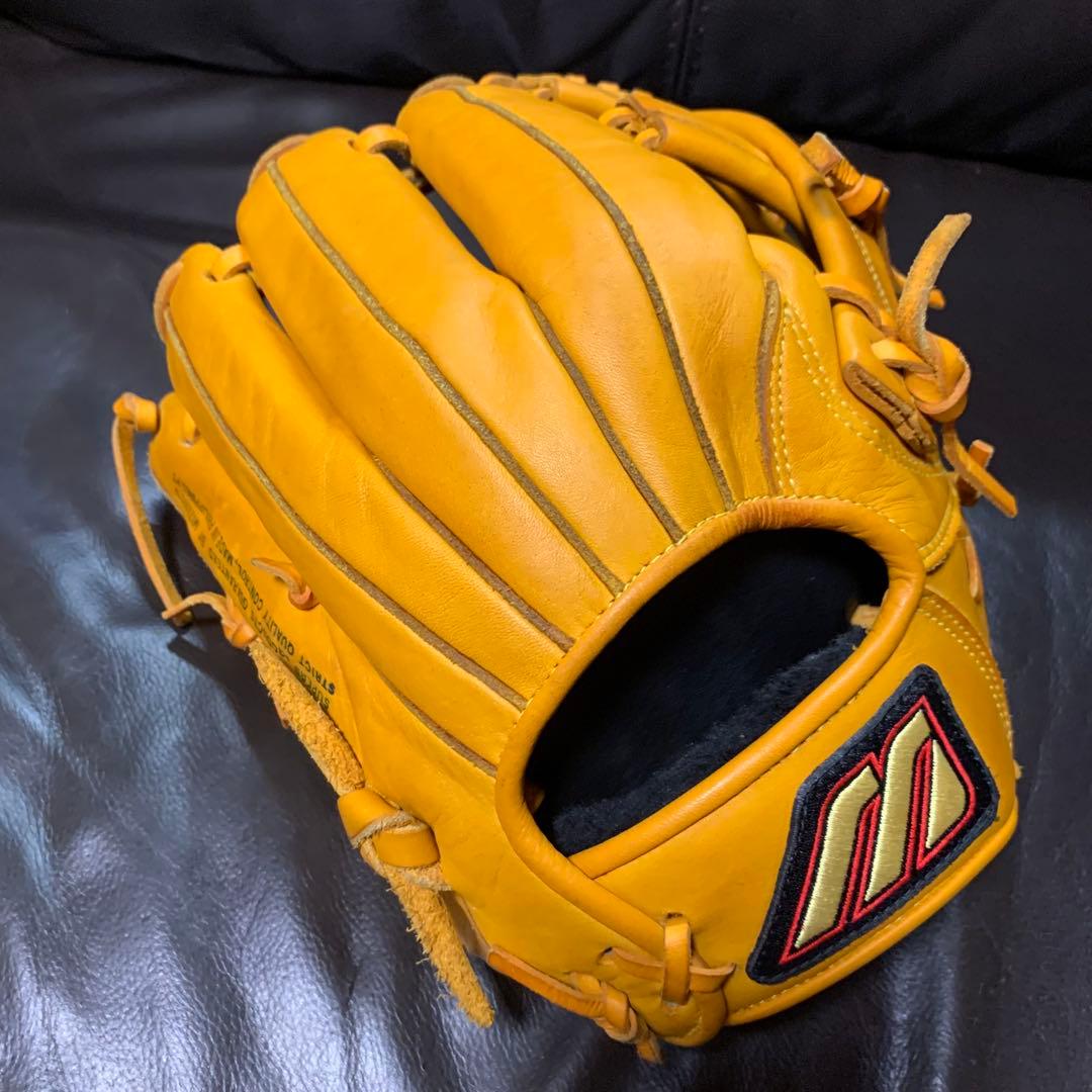 Mマーク　ビクトリーステージ　ソフトボール用グローブ