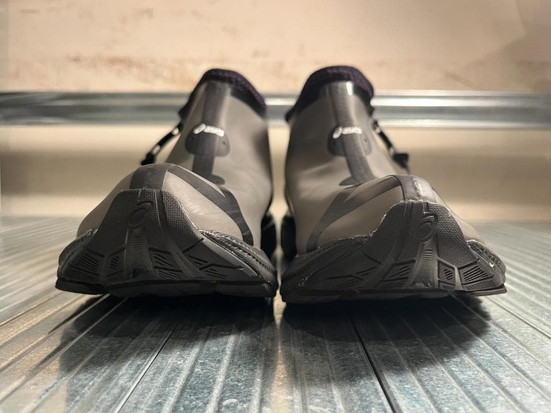 美品☆21ss／アシックス×ヴィヴィアンウエストウッド／GEL-KAYANO27