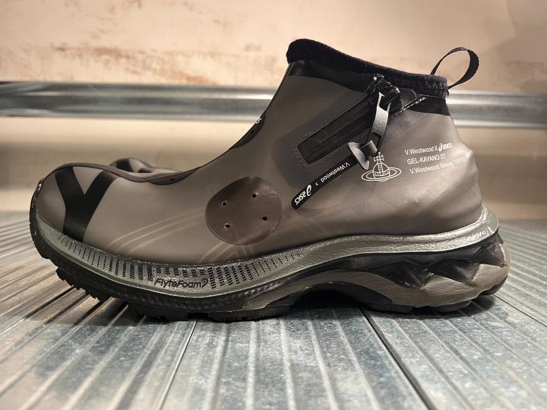 美品☆21ss／アシックス×ヴィヴィアンウエストウッド／GEL-KAYANO27