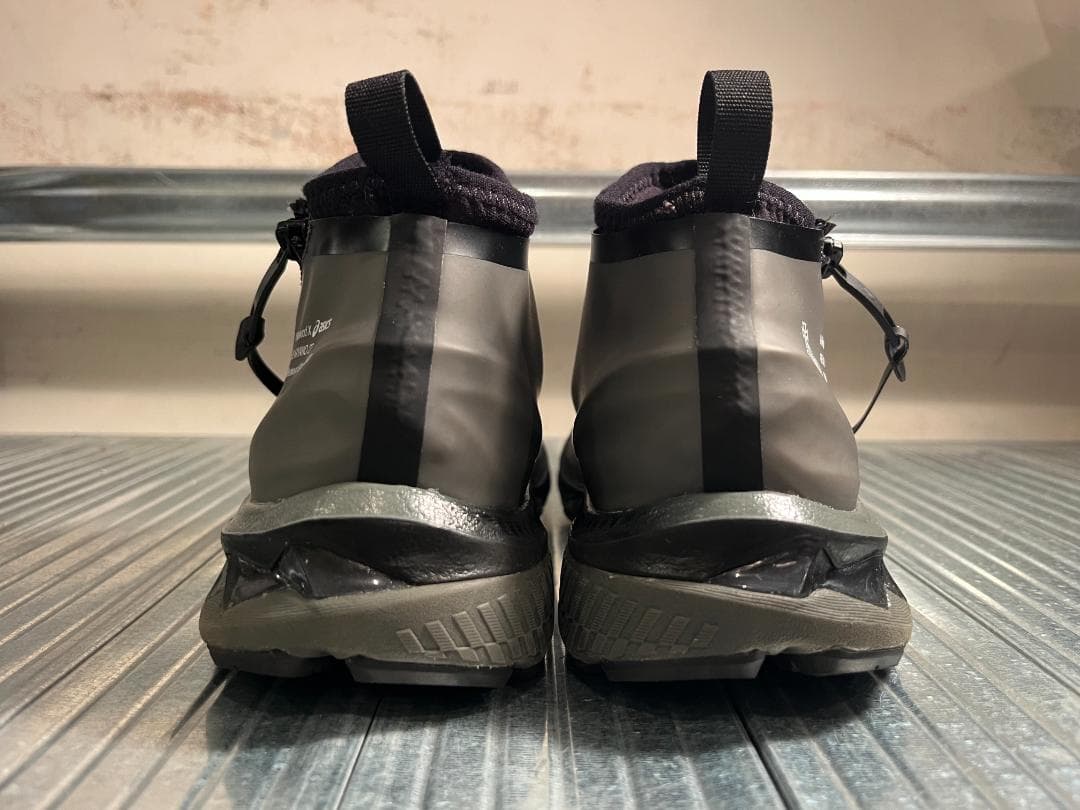 美品☆21ss／アシックス×ヴィヴィアンウエストウッド／GEL-KAYANO27