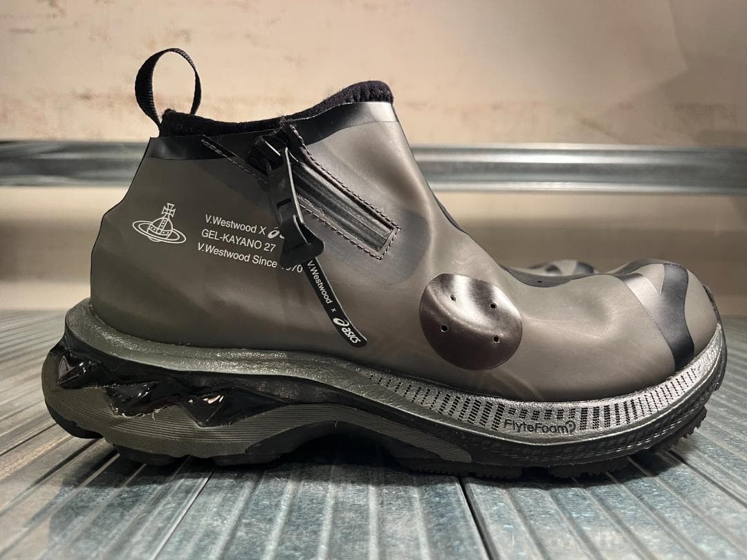 美品☆21ss／アシックス×ヴィヴィアンウエストウッド／GEL-KAYANO27