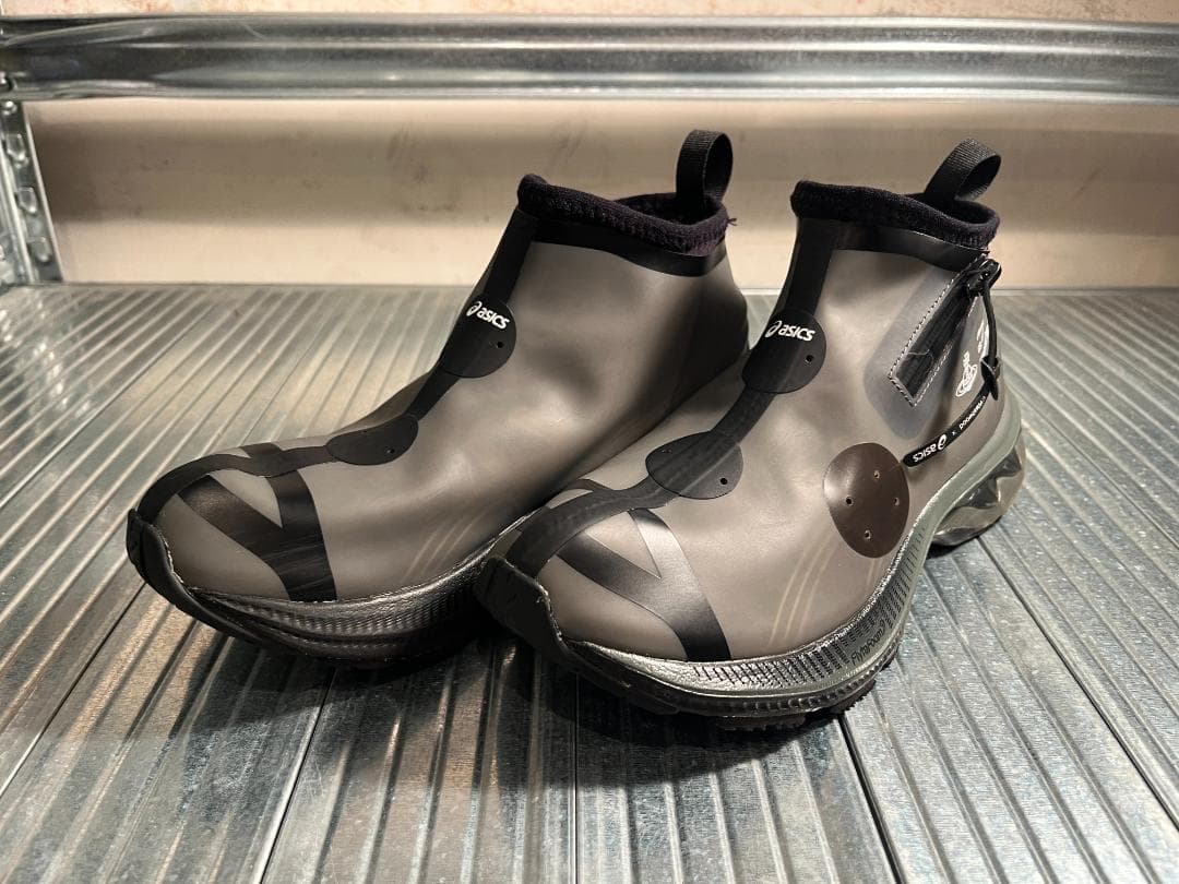 美品☆21ss／アシックス×ヴィヴィアンウエストウッド／GEL-KAYANO27